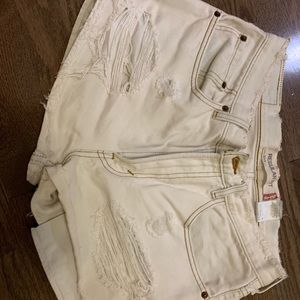 Levi’s shorts